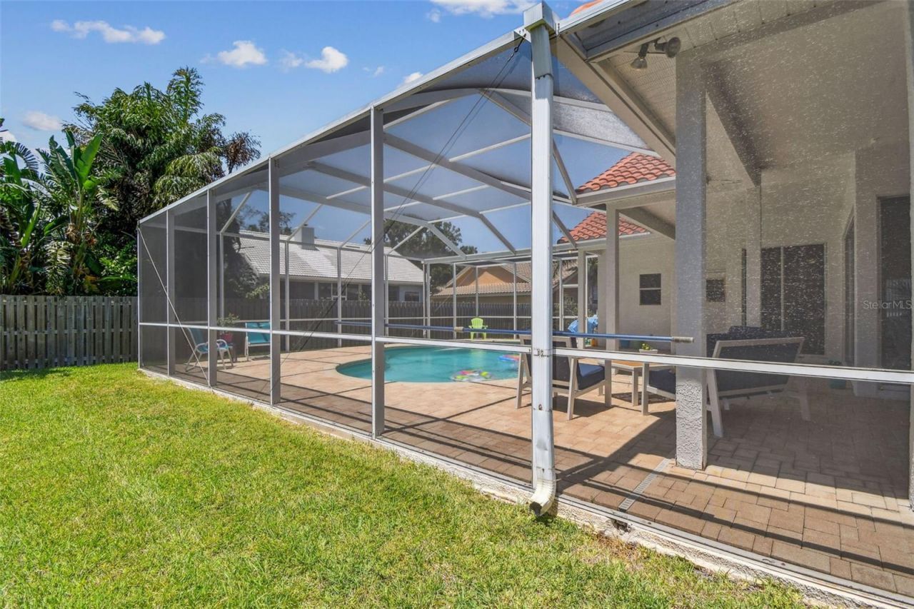 5001 Queen Palm Terrace Ne, Saint Petersburg, FL 33703 Photo