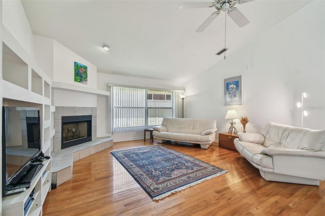 5001 Queen Palm Terrace Ne, Saint Petersburg, FL 33703 Photo