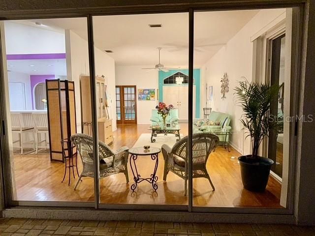 5001 Queen Palm Terrace Ne, Saint Petersburg, FL 33703 Photo