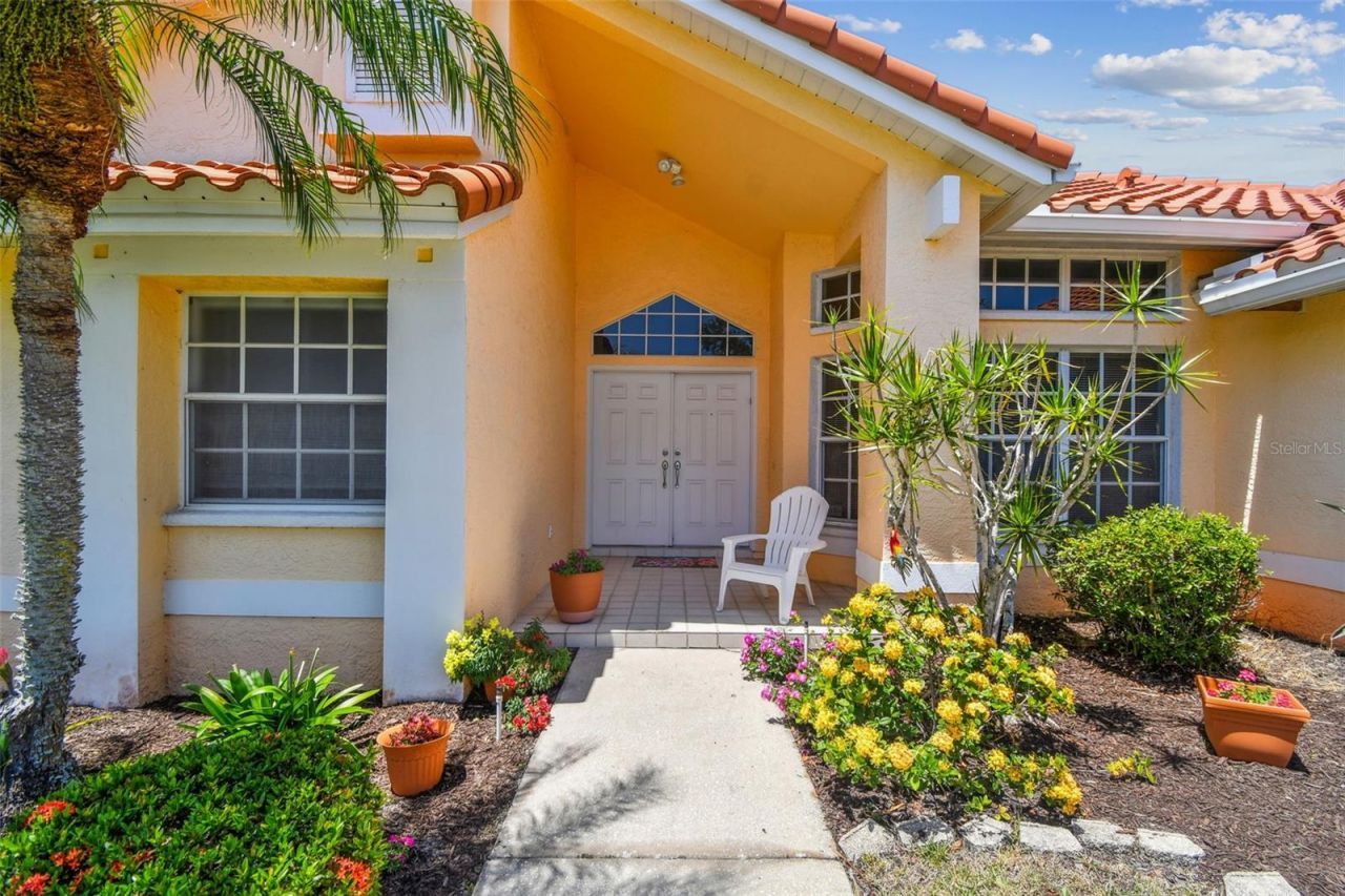 5001 Queen Palm Terrace Ne, Saint Petersburg, FL 33703 Photo