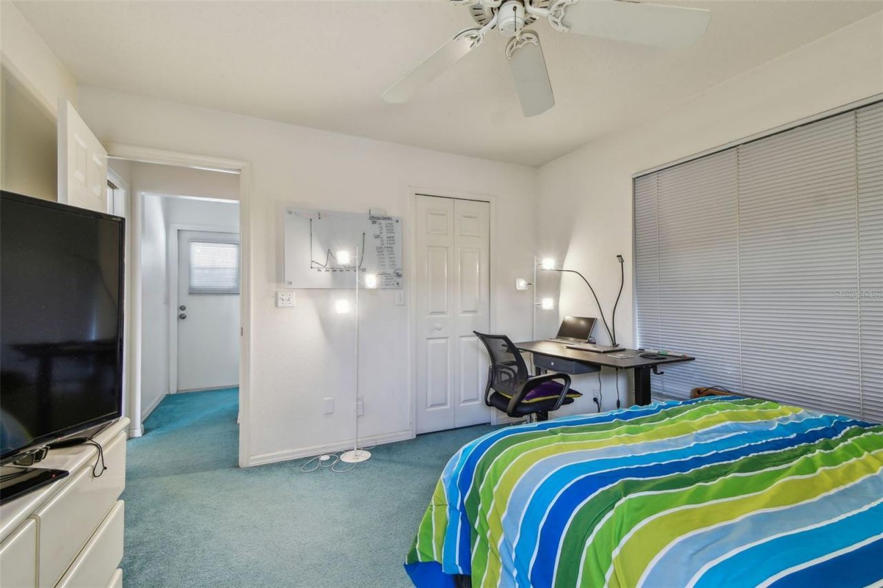 5001 Queen Palm Terrace Ne, Saint Petersburg, FL 33703 Photo