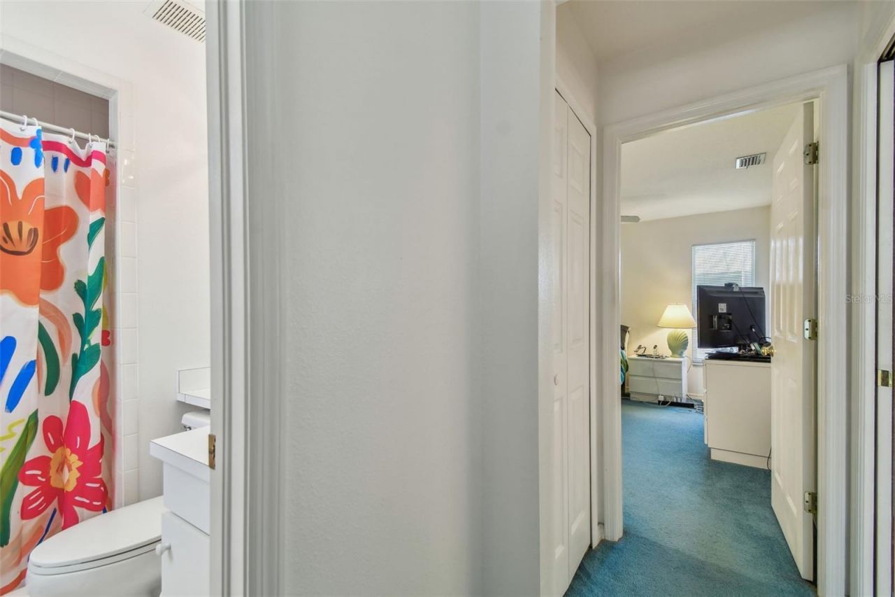 5001 Queen Palm Terrace Ne, Saint Petersburg, FL 33703 Photo