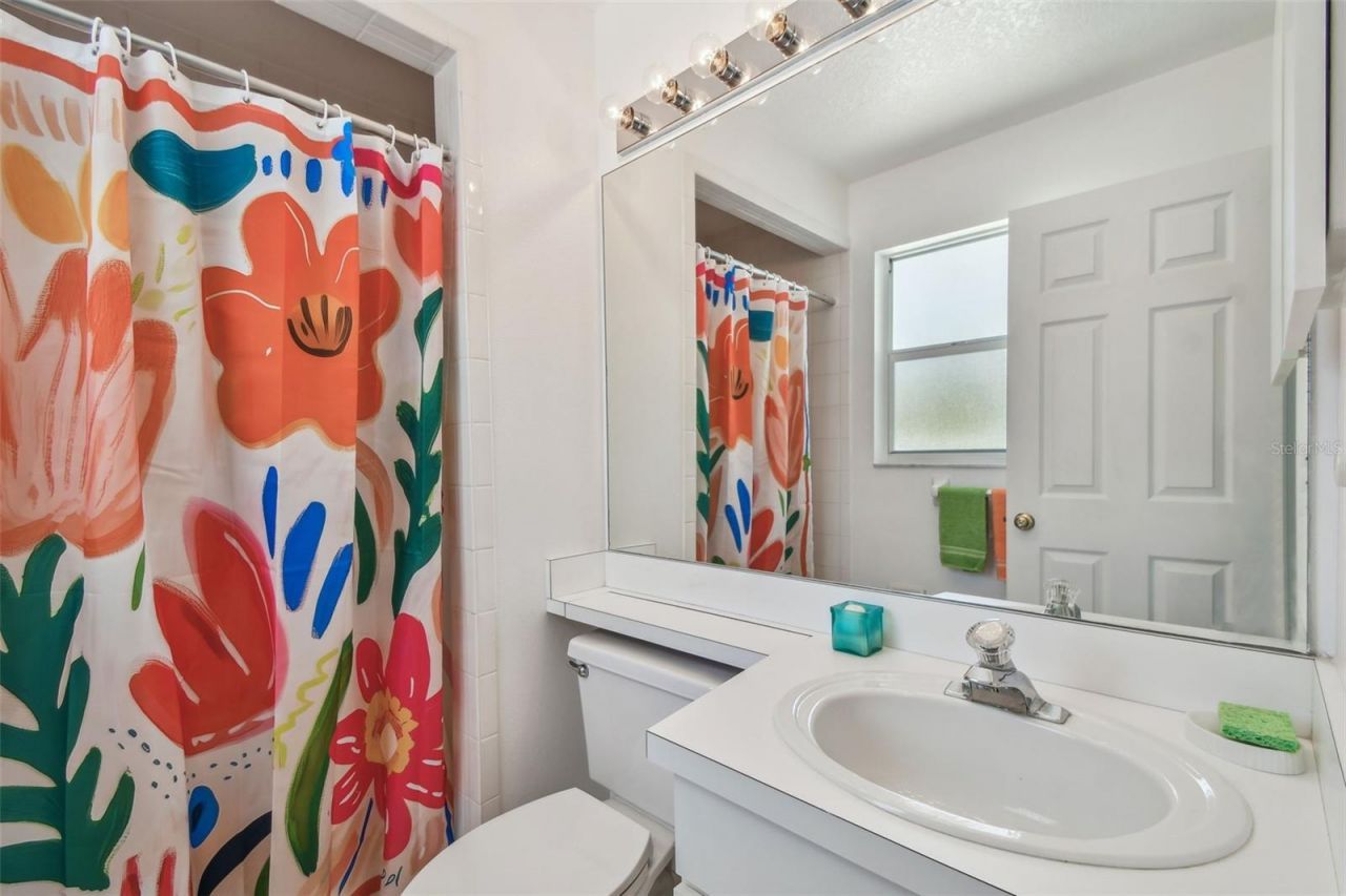 5001 Queen Palm Terrace Ne, Saint Petersburg, FL 33703 Photo