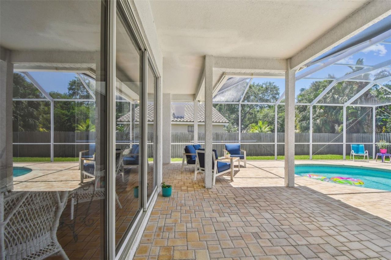 5001 Queen Palm Terrace Ne, Saint Petersburg, FL 33703 Photo