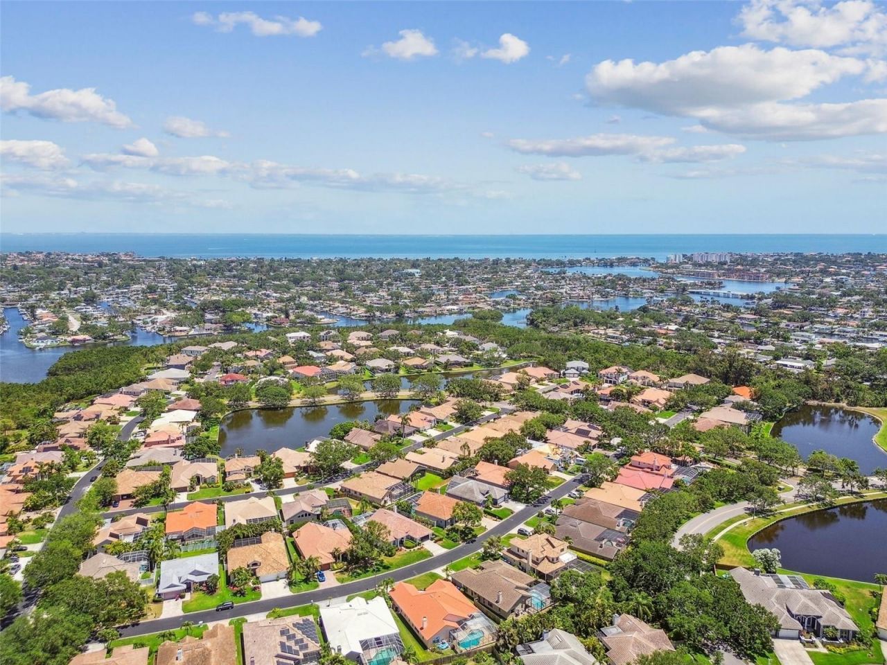 5001 Queen Palm Terrace Ne, Saint Petersburg, FL 33703 Photo