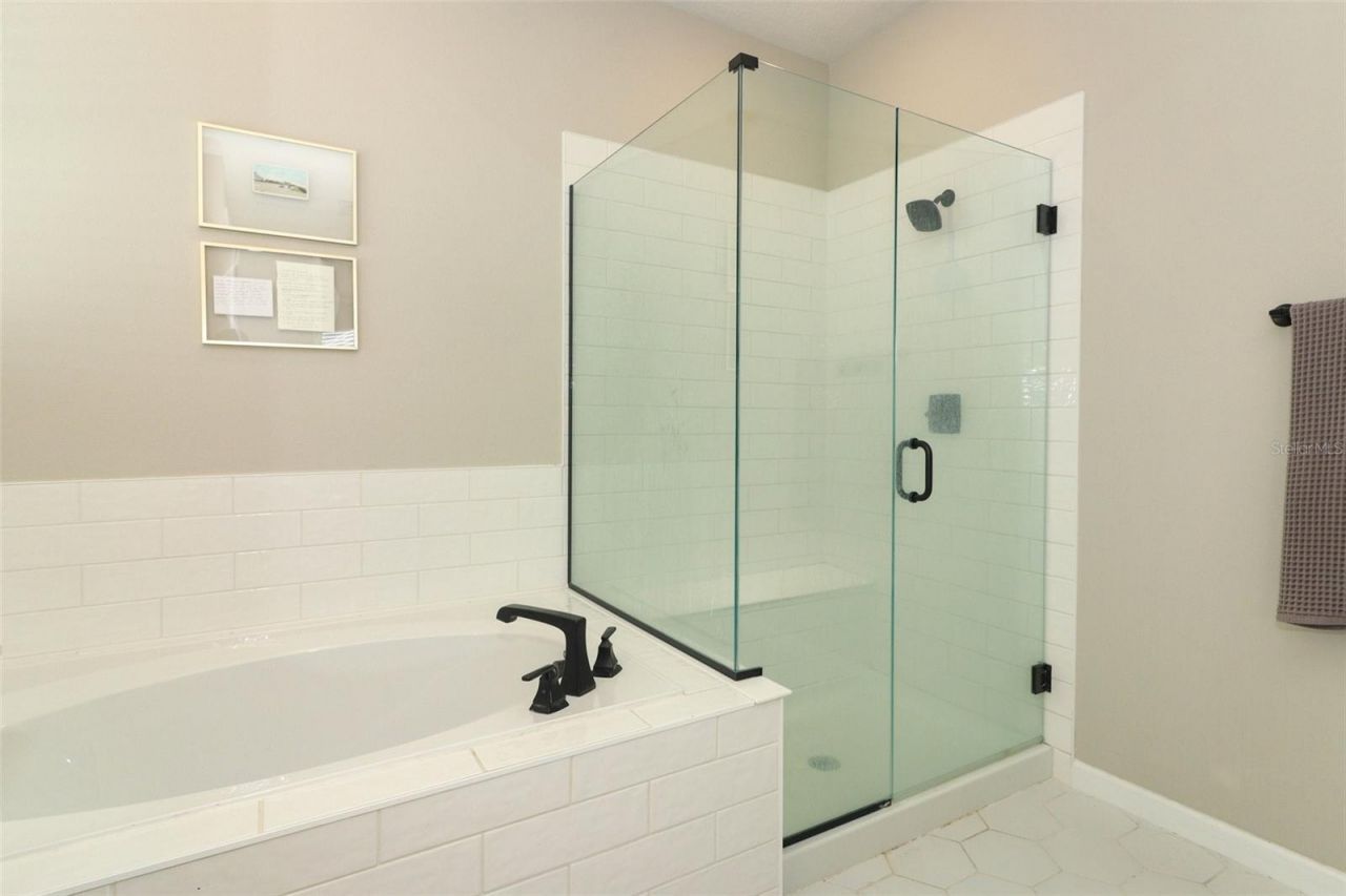 5089 Meadow Song Drive, Okahumpka, FL 34762 Photo