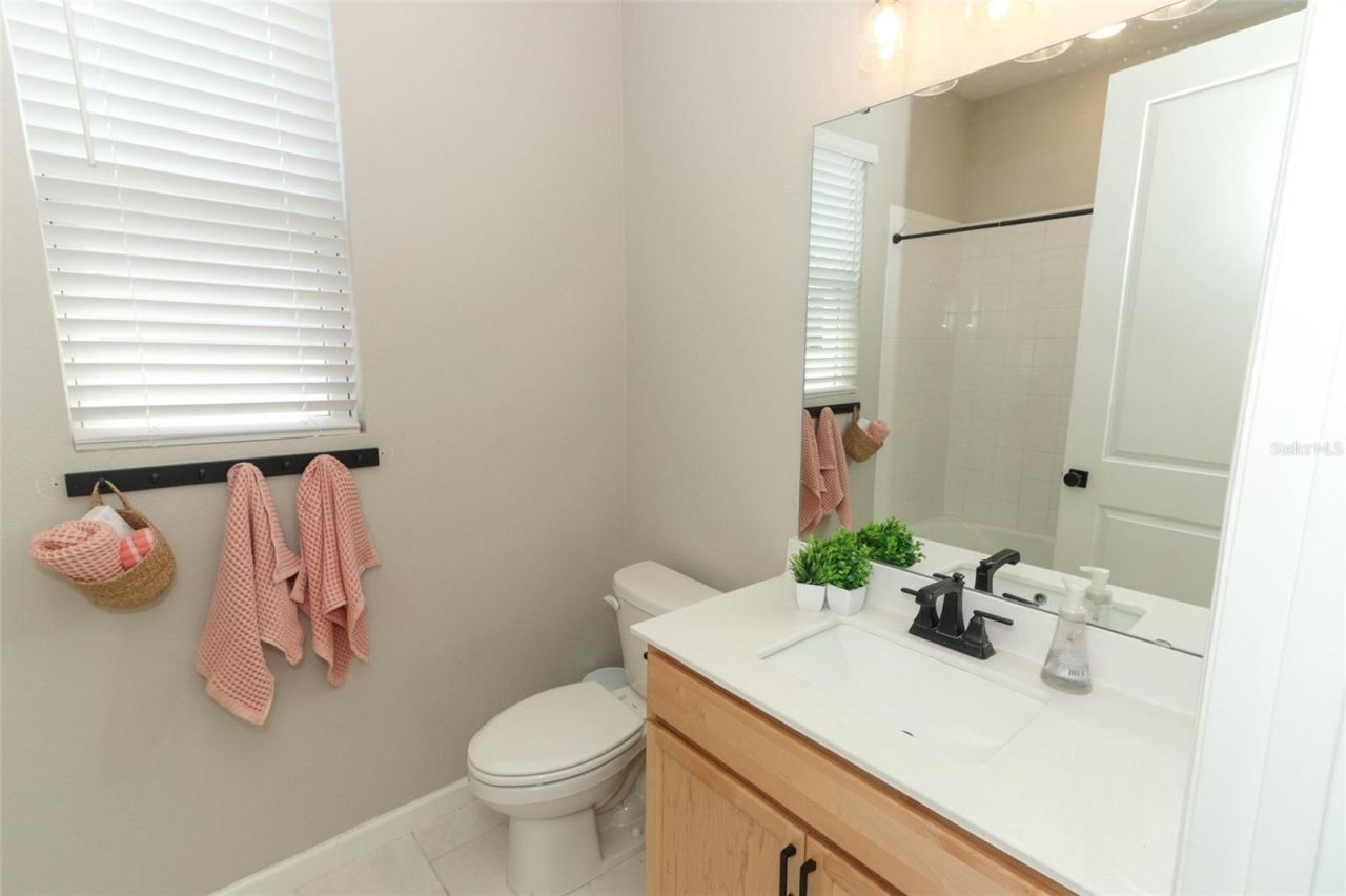 5089 Meadow Song Drive, Okahumpka, FL 34762 Photo