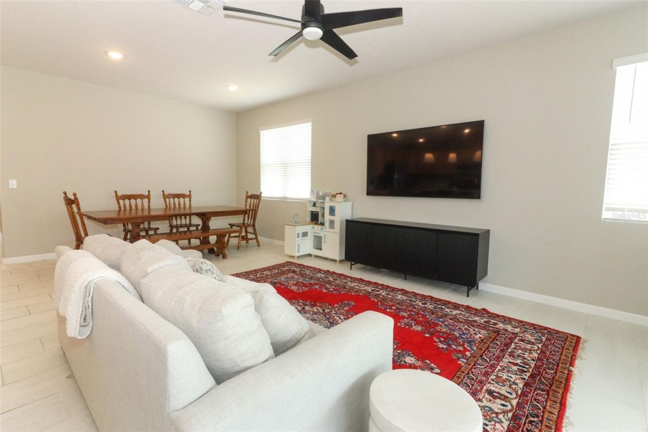 5089 Meadow Song Drive, Okahumpka, FL 34762 Photo