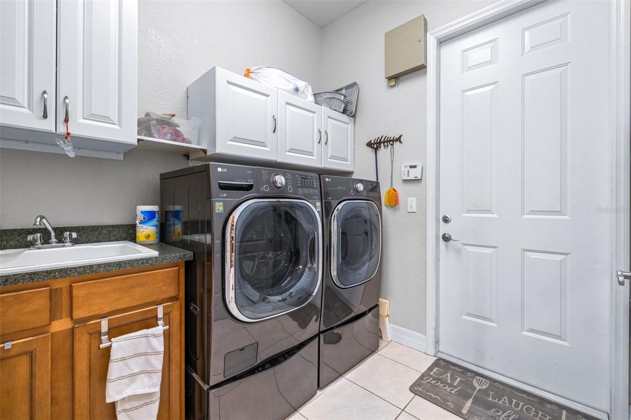 4540 Park Avenue, Indian Lake Estates, FL 33855 Photo