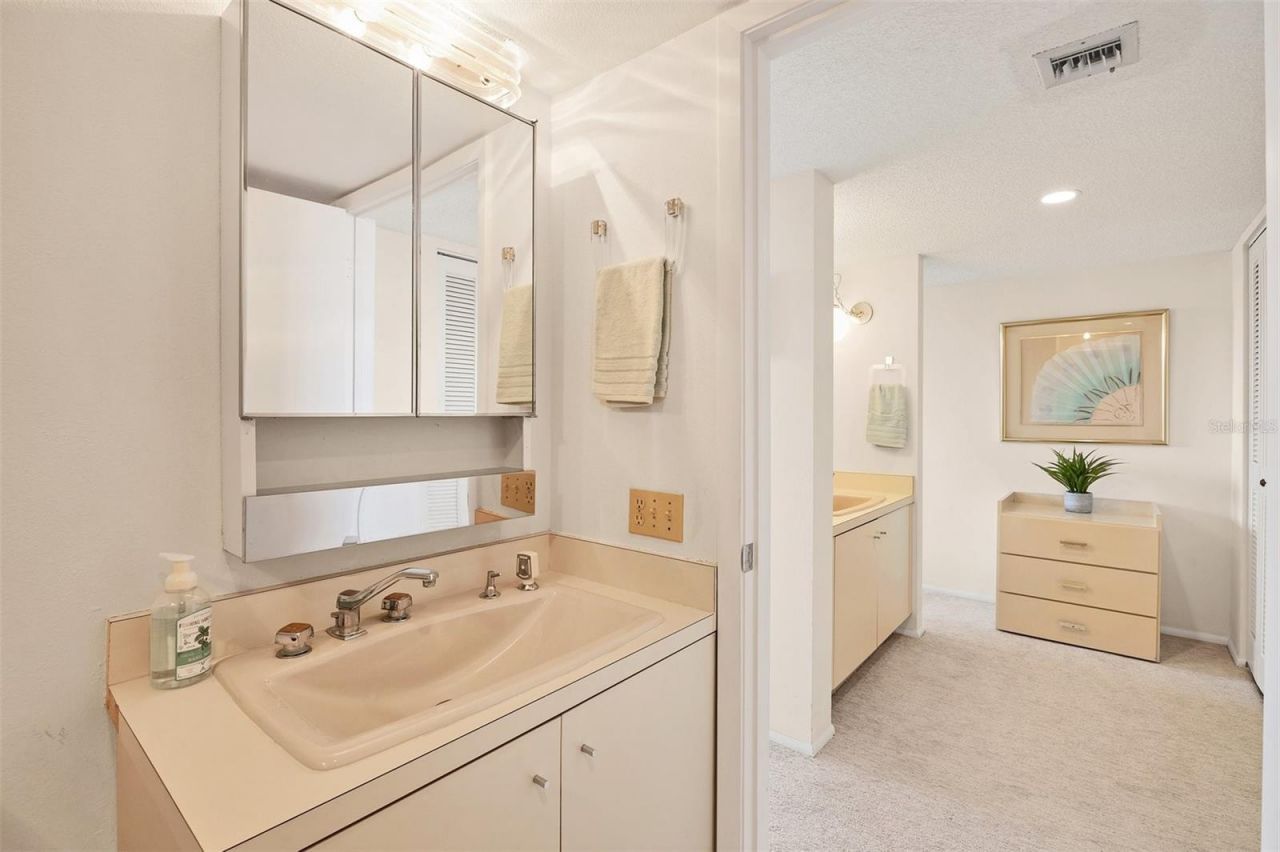 6285 Midnight Pass Road, Unit 403, Sarasota, FL 34242 Photo