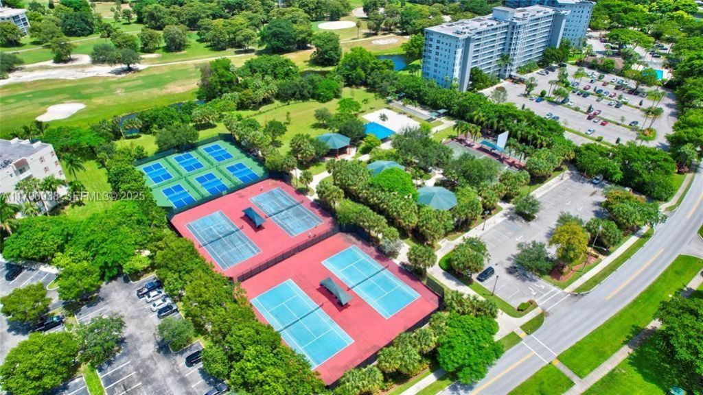 4020 W Palm Aire Dr, Unit 204, Pompano Beach, FL 33069 Photo
