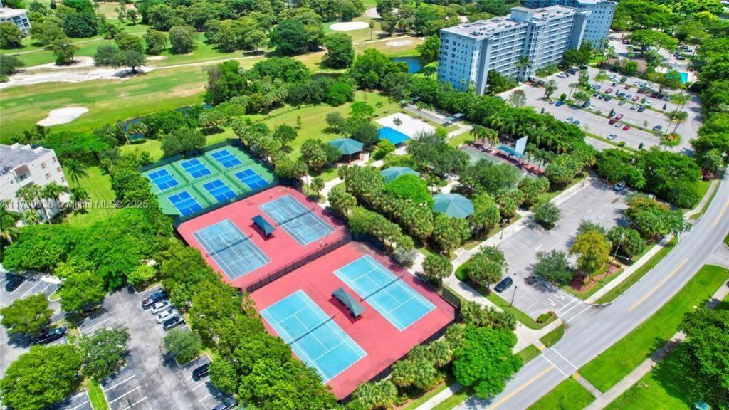 4020 W Palm Aire Dr, Unit 204, Pompano Beach, FL 33069 Photo