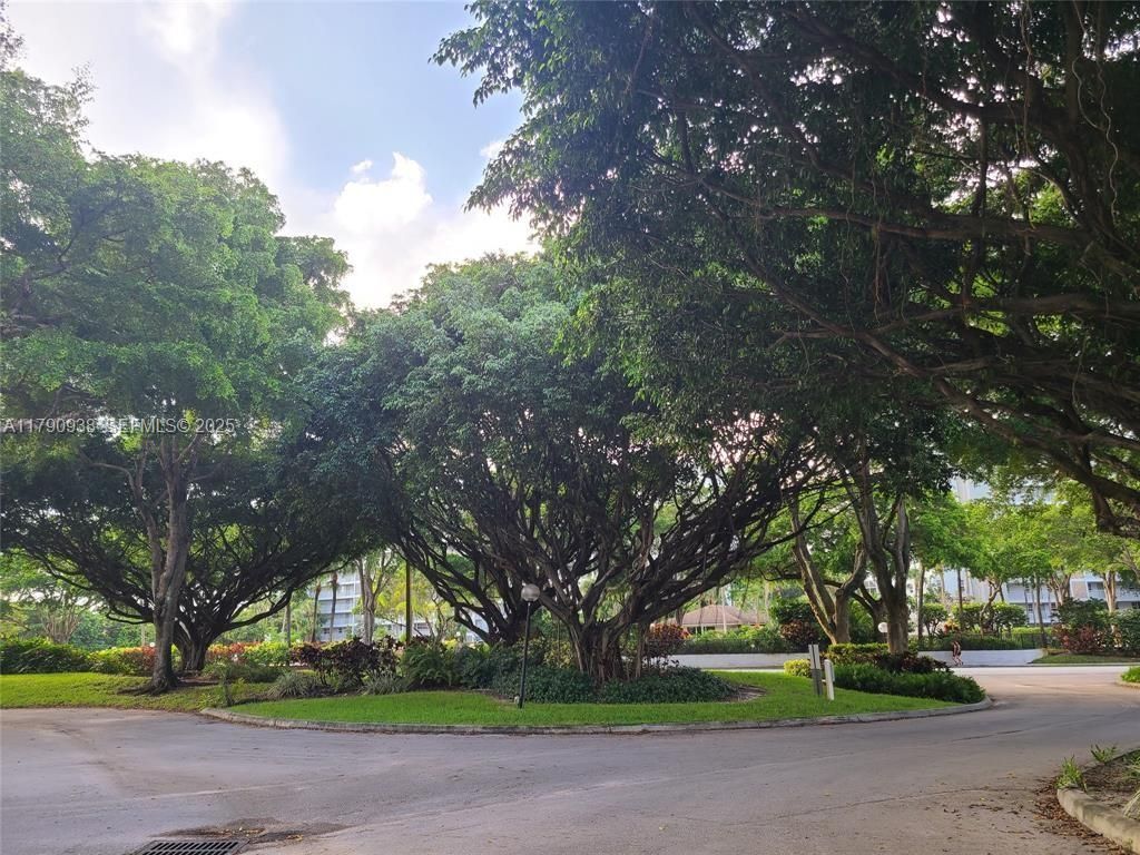 4020 W Palm Aire Dr, Unit 204, Pompano Beach, FL 33069 Photo