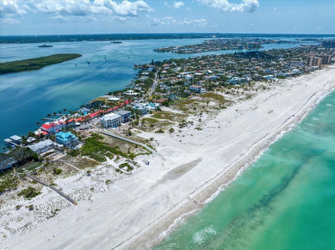 1070 Eldorado Avenue, Clearwater Beach, FL 33767 Photo