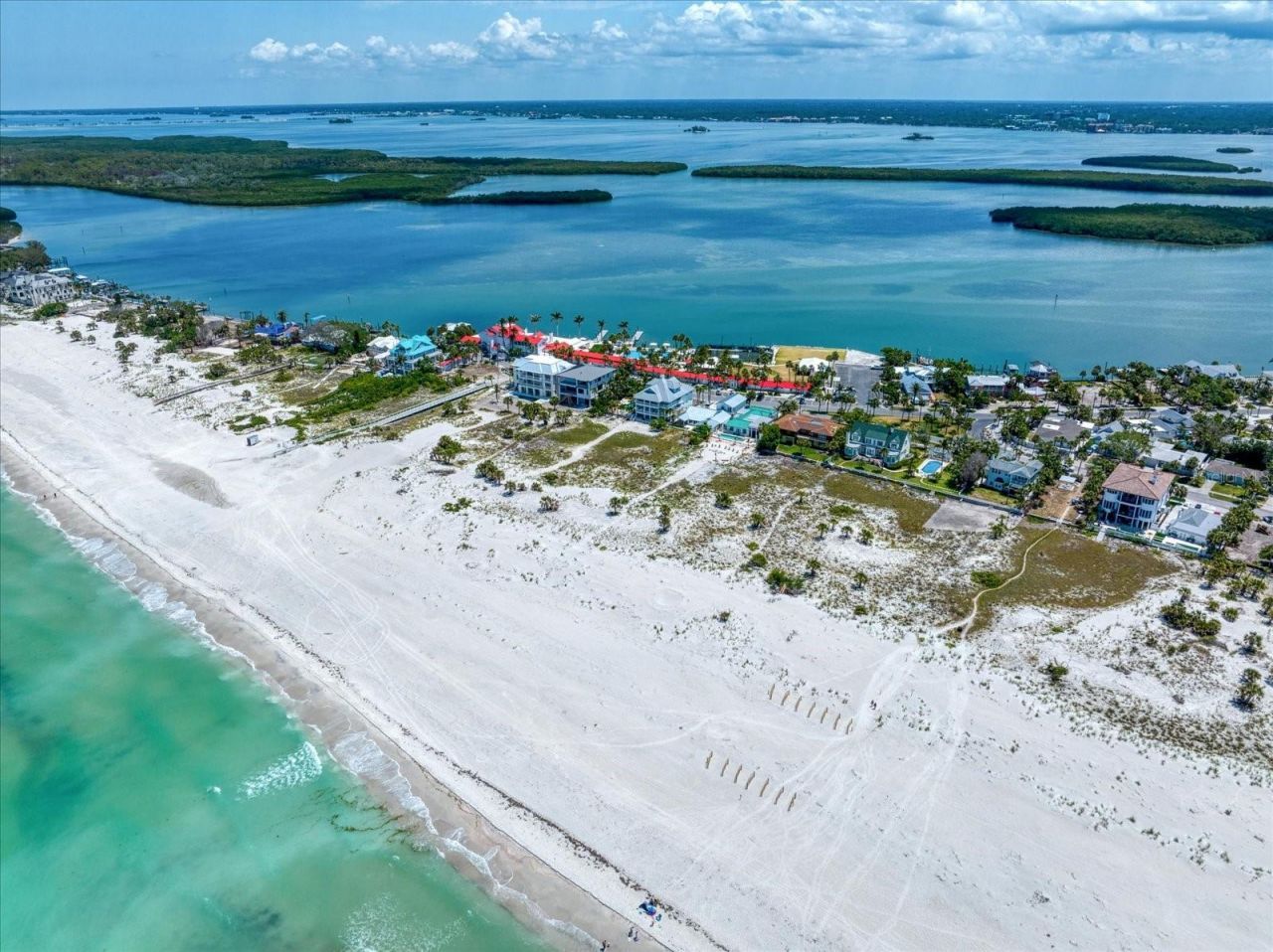 1070 Eldorado Avenue, Clearwater Beach, FL 33767 Photo