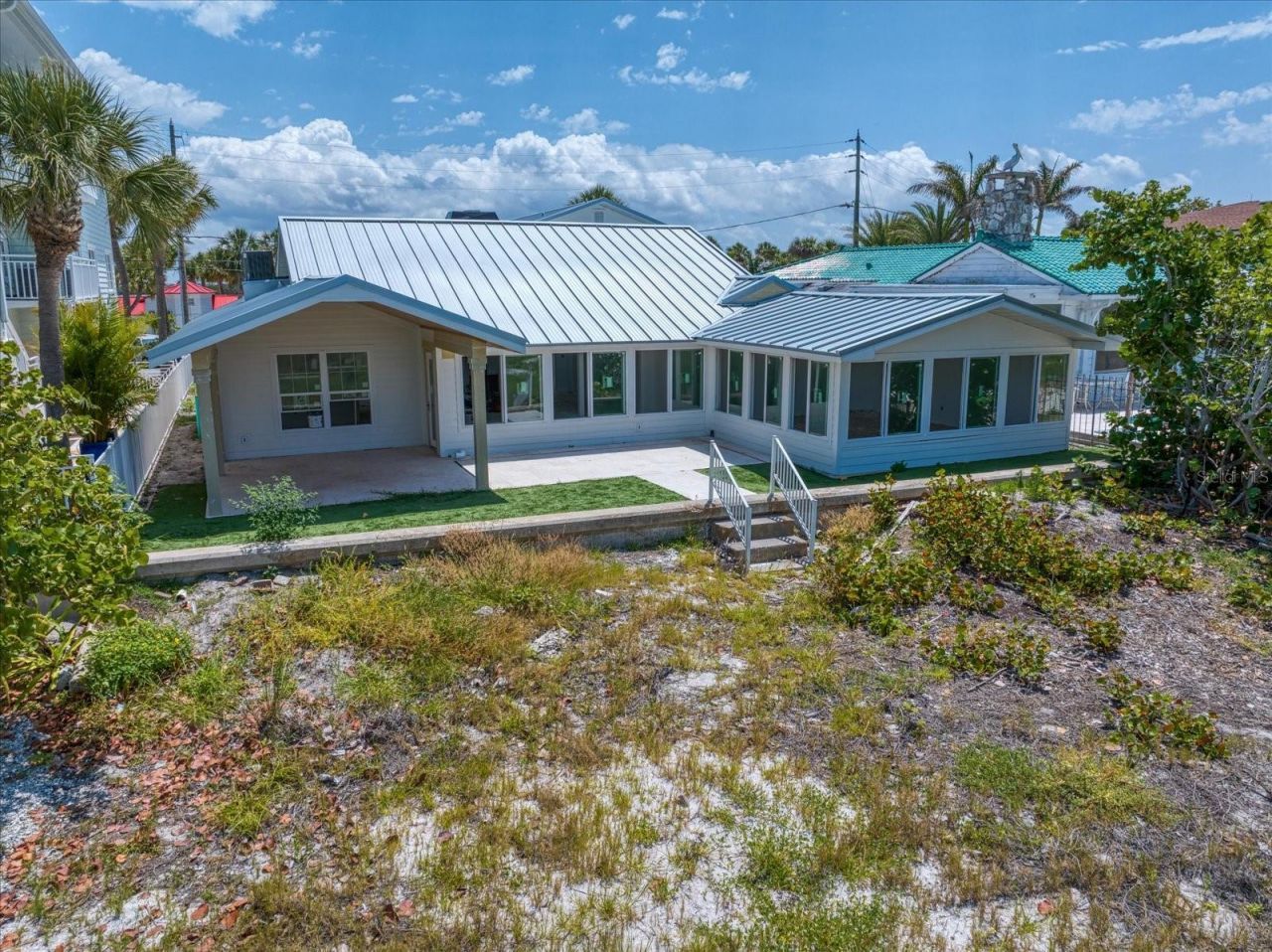 1070 Eldorado Avenue, Clearwater Beach, FL 33767 Photo