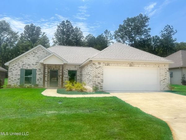 968 Riverside Lane, Pearl, MS 39208