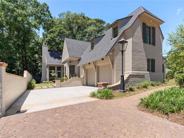 3 Canterbury Park, Mobile, AL 36608