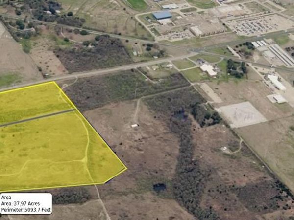 38 AC DOBBINS Road, Corsicana, TX 75110