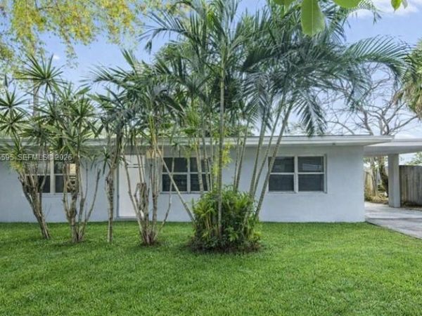 3121 NE 13th Ave, Pompano Beach, FL 33064