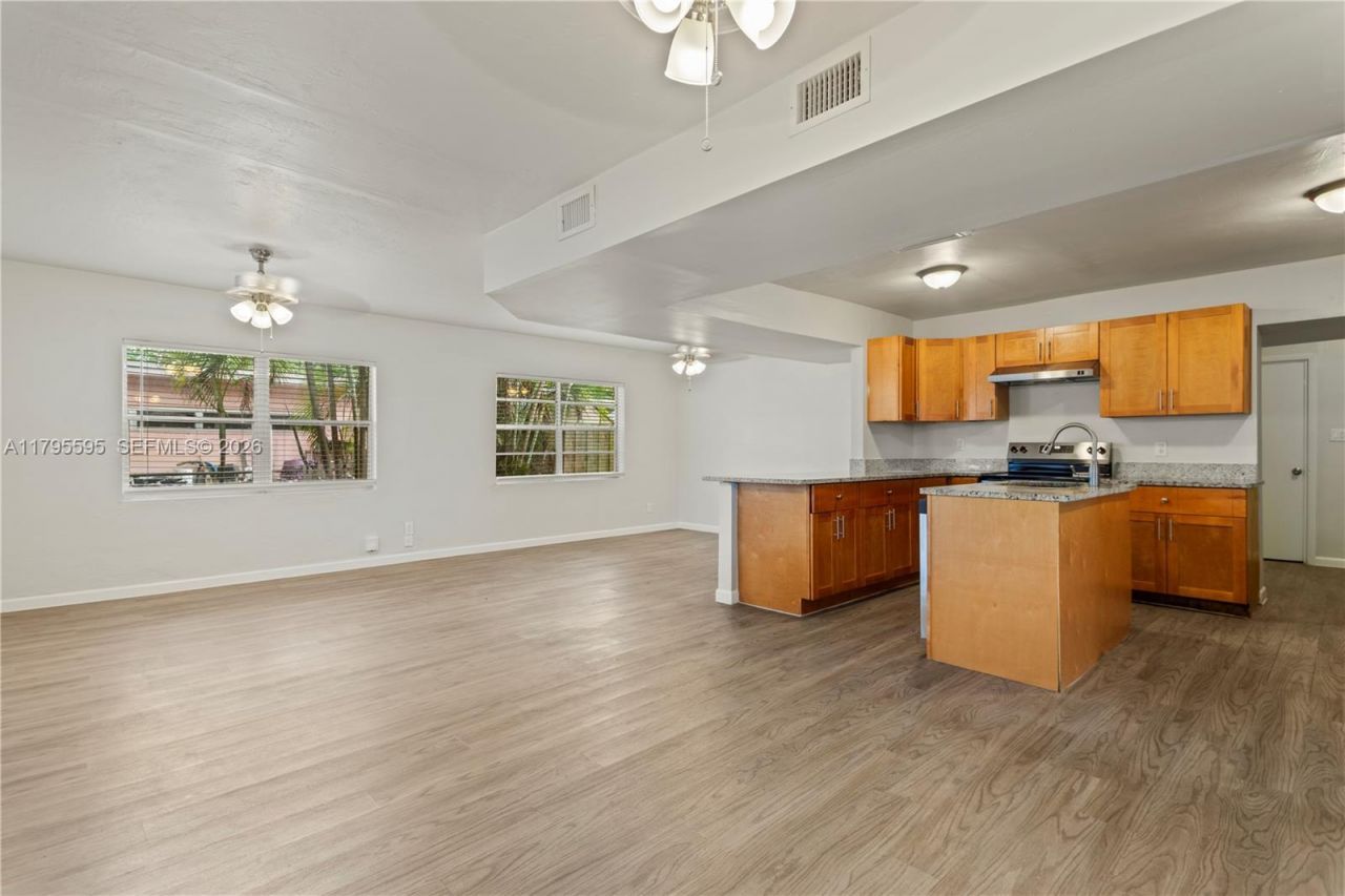 3121 NE 13th Ave, Pompano Beach, FL 33064 Photo