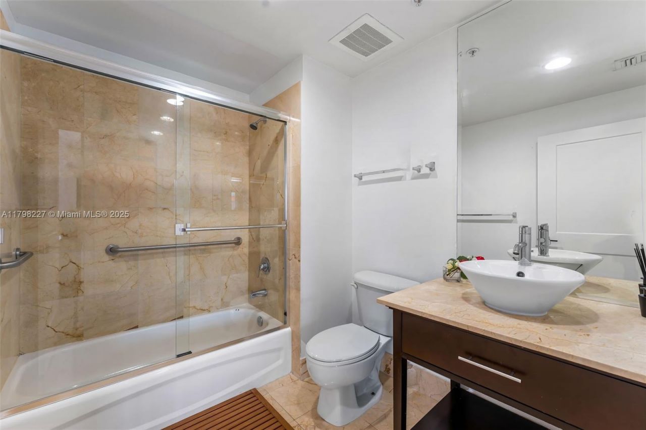 10 Aragon Ave, Unit 1107, Coral Gables, FL 33134 Photo