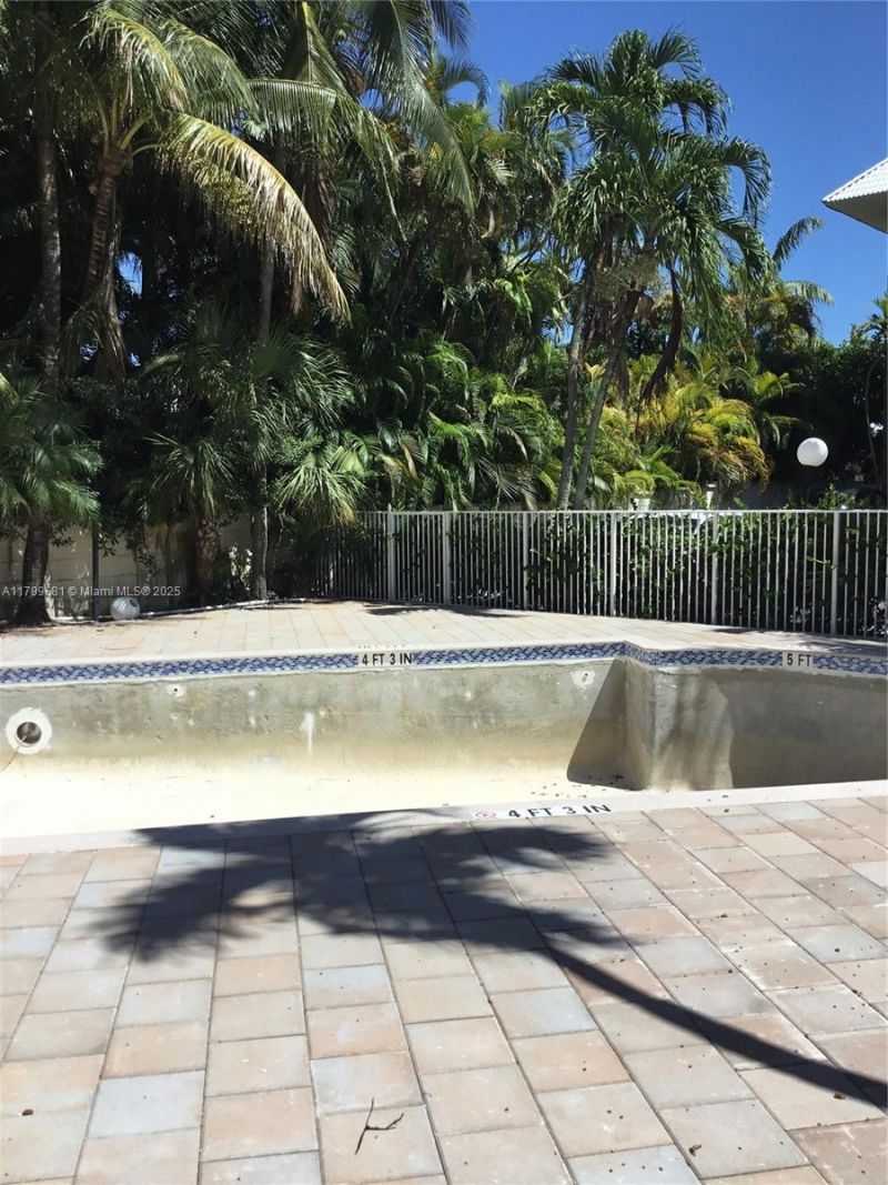 2424 SE 17th Cswy, Unit 311B, Fort Lauderdale, FL 33316 Photo