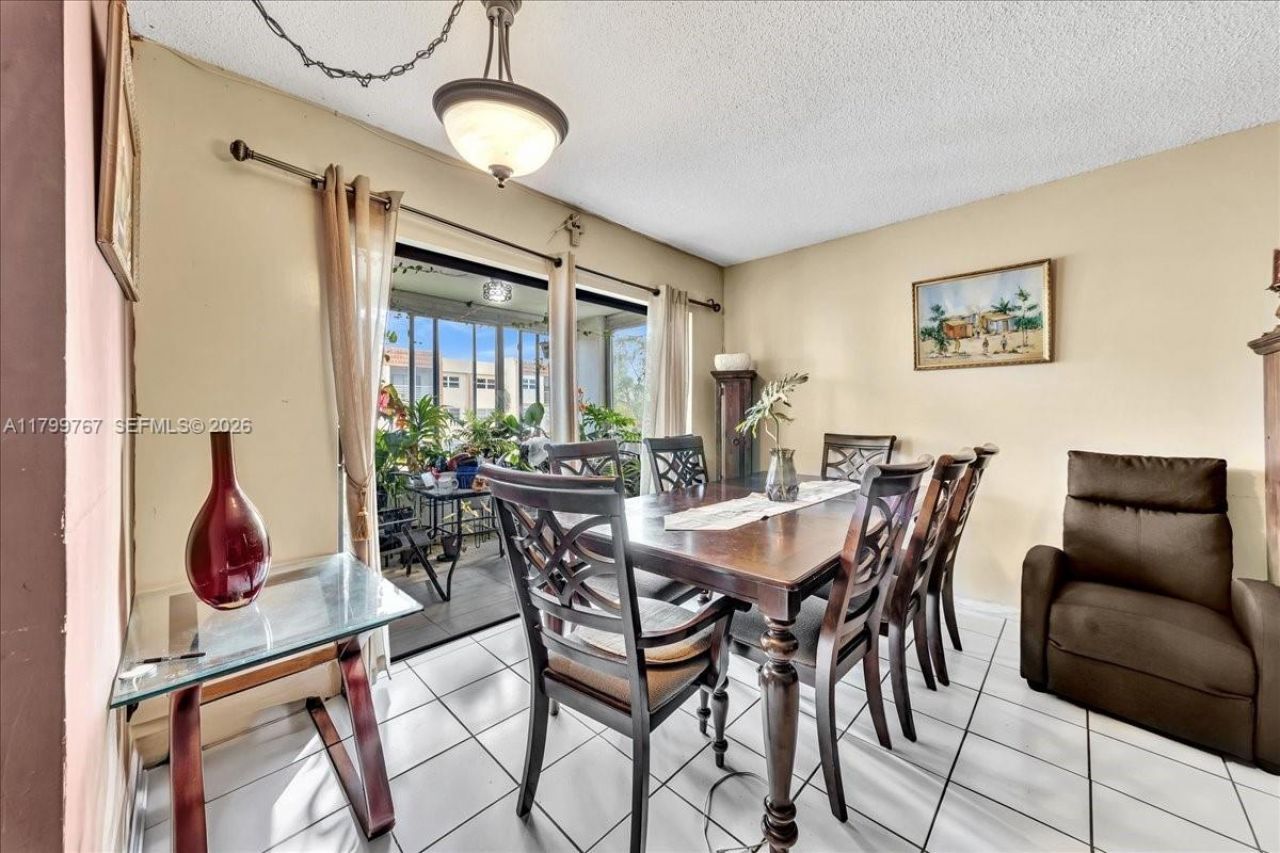 2451 NW 41st Ave, Unit 304, Lauderhill, FL 33313 Photo