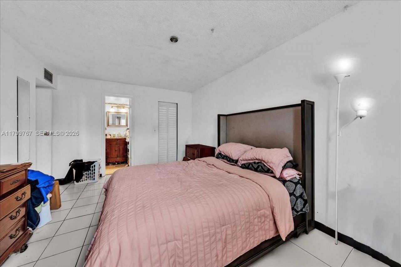2451 NW 41st Ave, Unit 304, Lauderhill, FL 33313 Photo