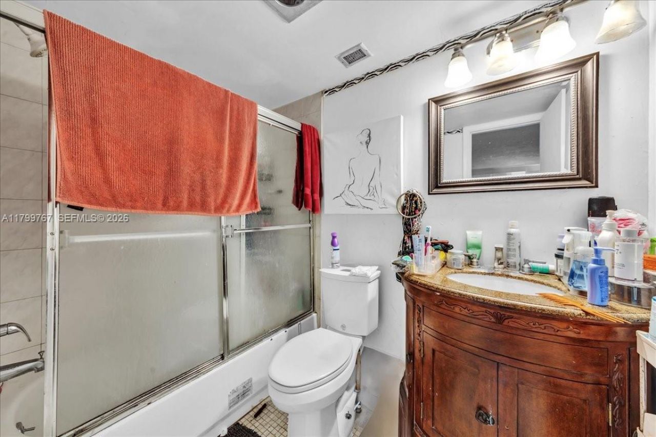 2451 NW 41st Ave, Unit 304, Lauderhill, FL 33313 Photo