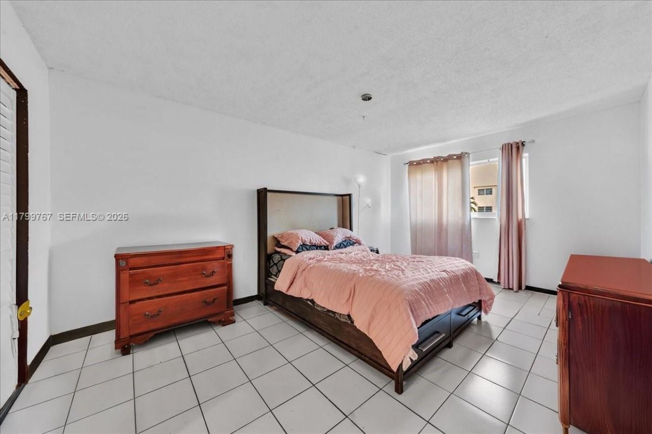 2451 NW 41st Ave, Unit 304, Lauderhill, FL 33313 Photo