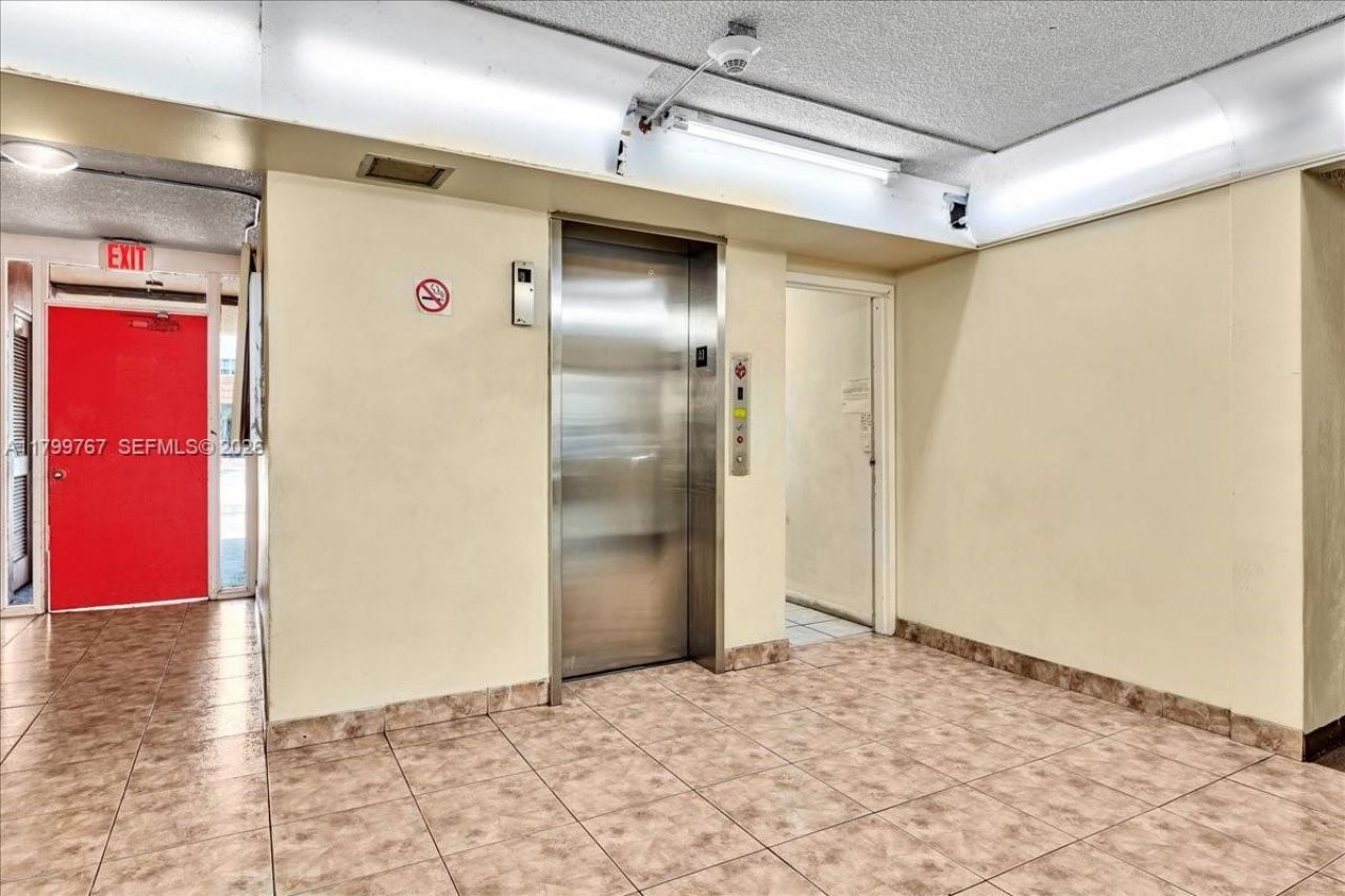 2451 NW 41st Ave, Unit 304, Lauderhill, FL 33313 Photo