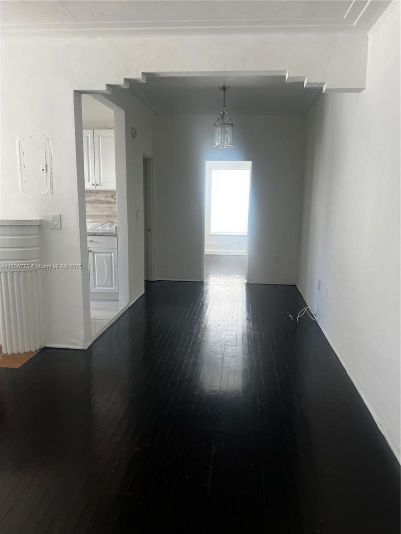 1608 Drexel Avenue, Unit 18, Miami Beach, FL 33139 Photo