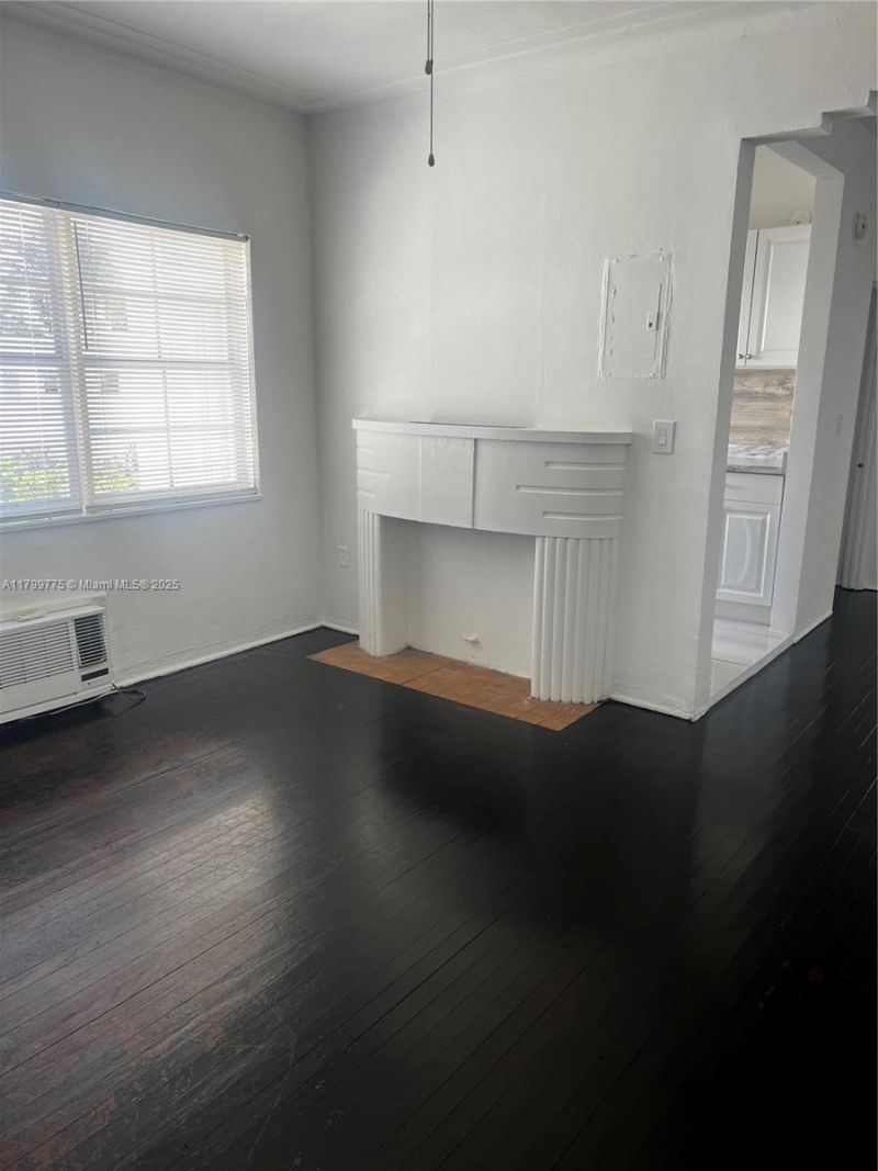 1608 Drexel Avenue, Unit 18, Miami Beach, FL 33139 Photo