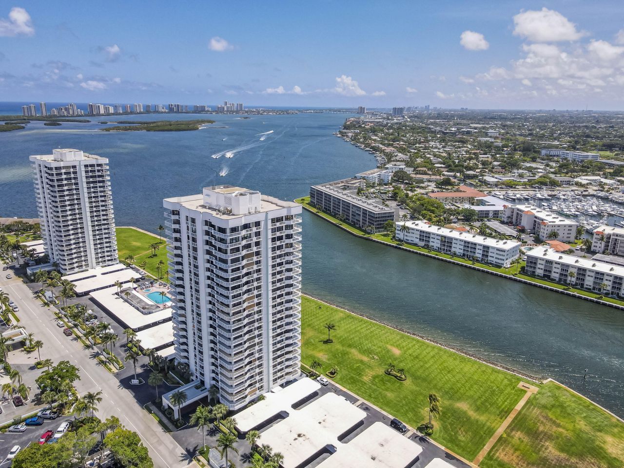 123 Lakeshore Drive, Unit 1644, North Palm Beach, FL 33408 Photo