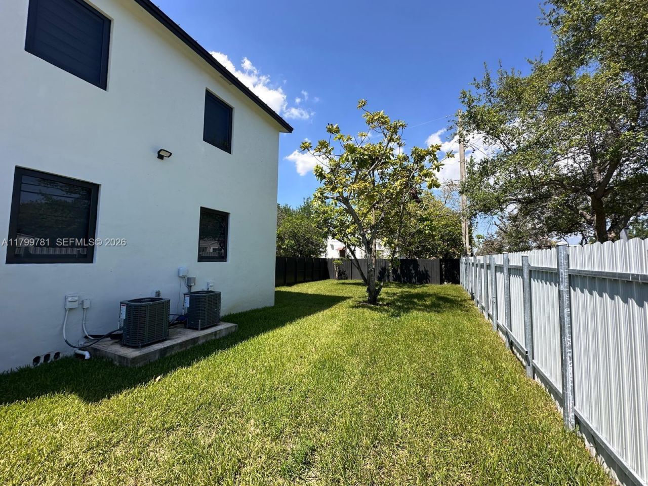 6201 SW 22nd St, Unit 2, Miami, FL 33155 Photo