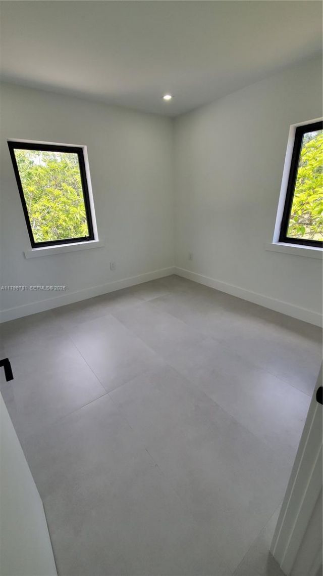 6201 SW 22nd St, Unit 2, Miami, FL 33155 Photo