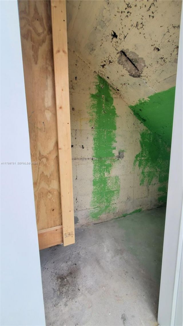 6201 SW 22nd St, Unit 2, Miami, FL 33155 Photo