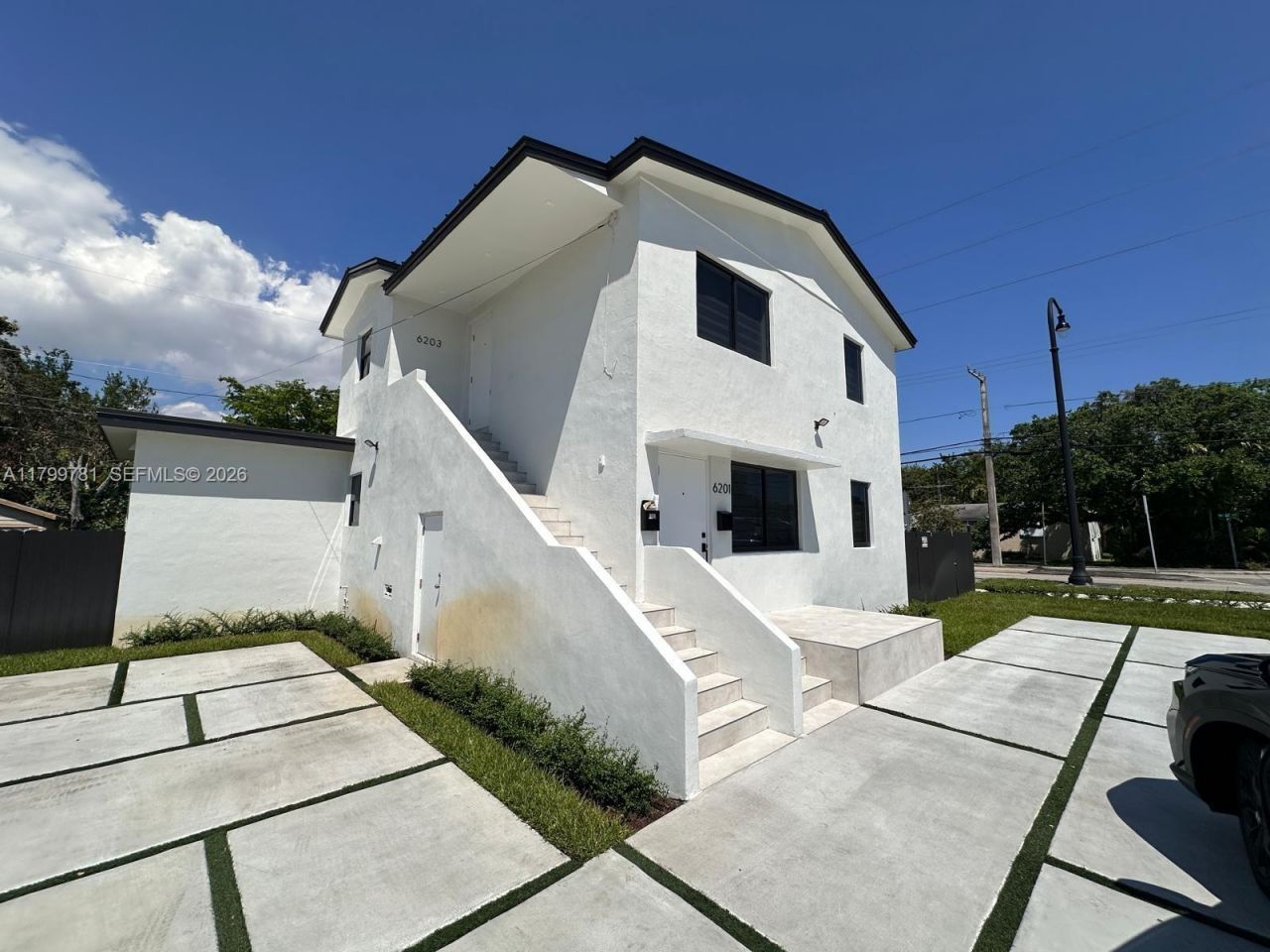 6201 SW 22nd St, Unit 2, Miami, FL 33155 Photo