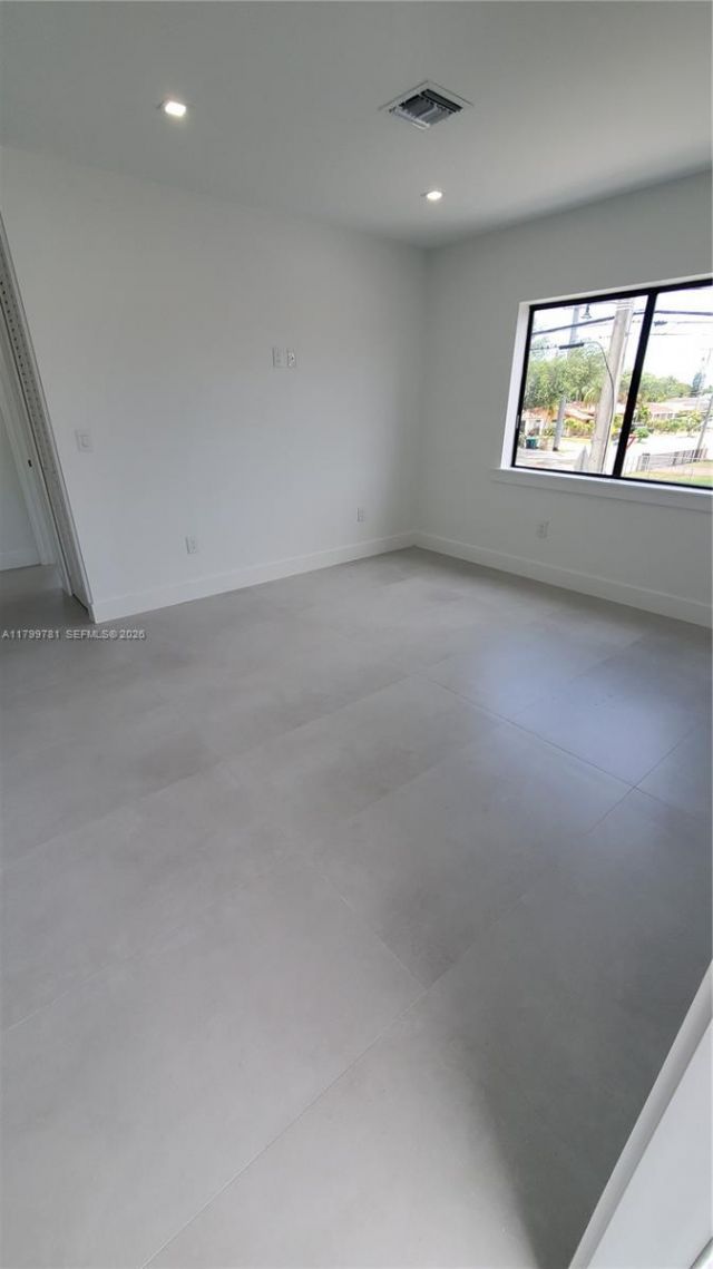 6201 SW 22nd St, Unit 2, Miami, FL 33155 Photo