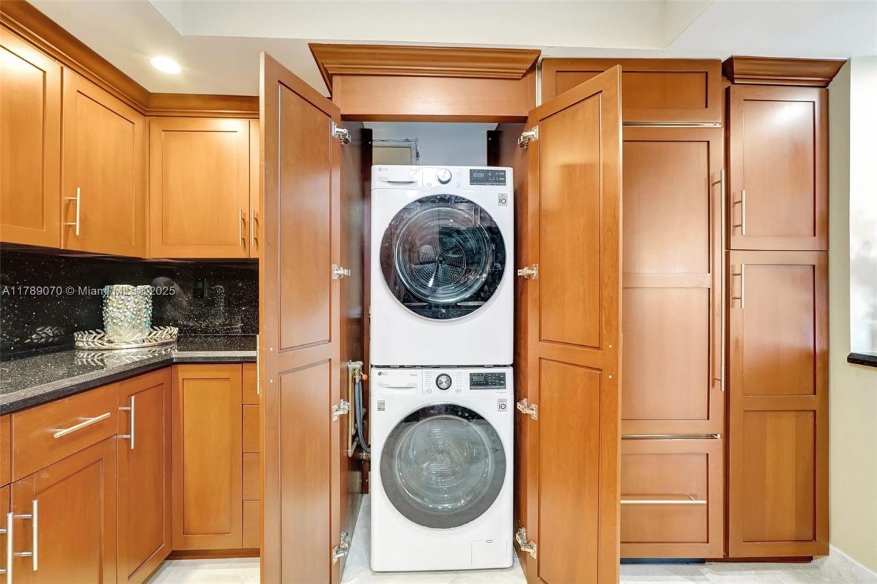 2100 S Ocean Ln, Unit 1109, Fort Lauderdale, FL 33316 Photo