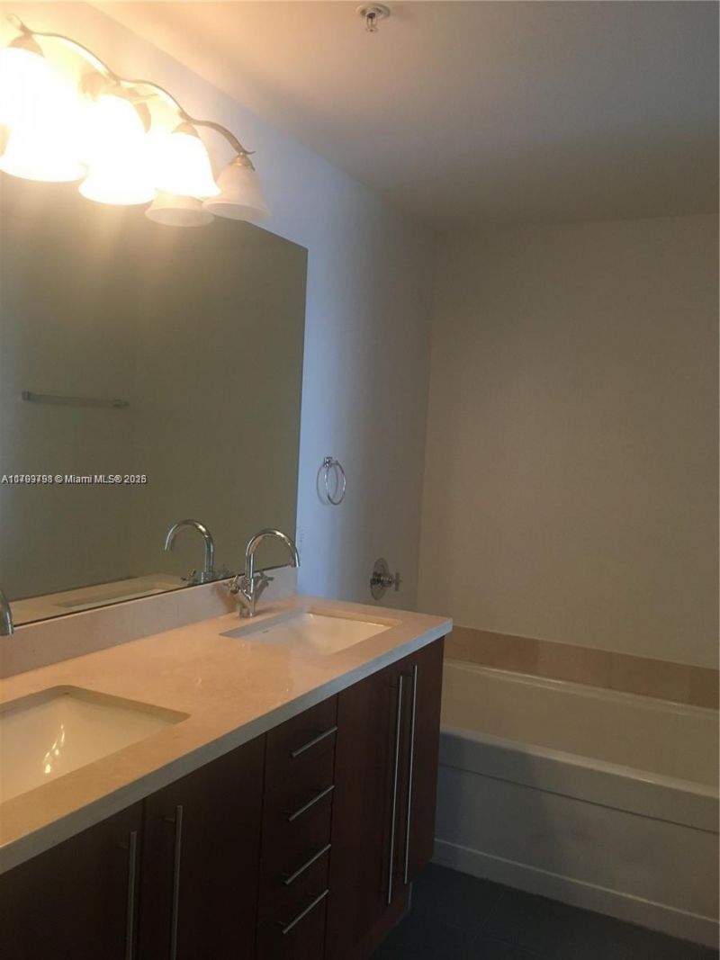 1111 SW 1st Ave, Unit 2223-N, Miami, FL 33130 Photo