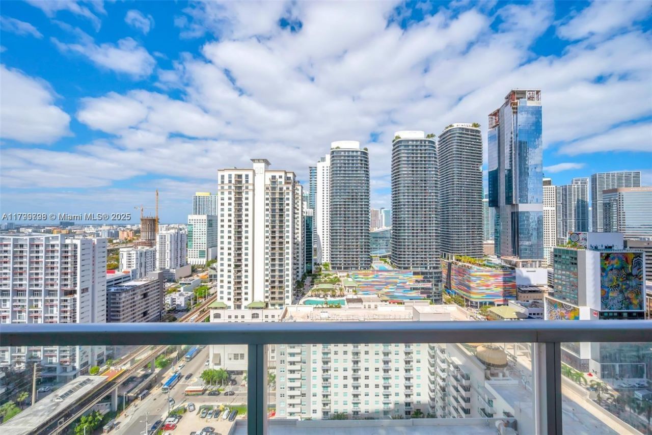 1111 SW 1st Ave, Unit 2223-N, Miami, FL 33130 Photo