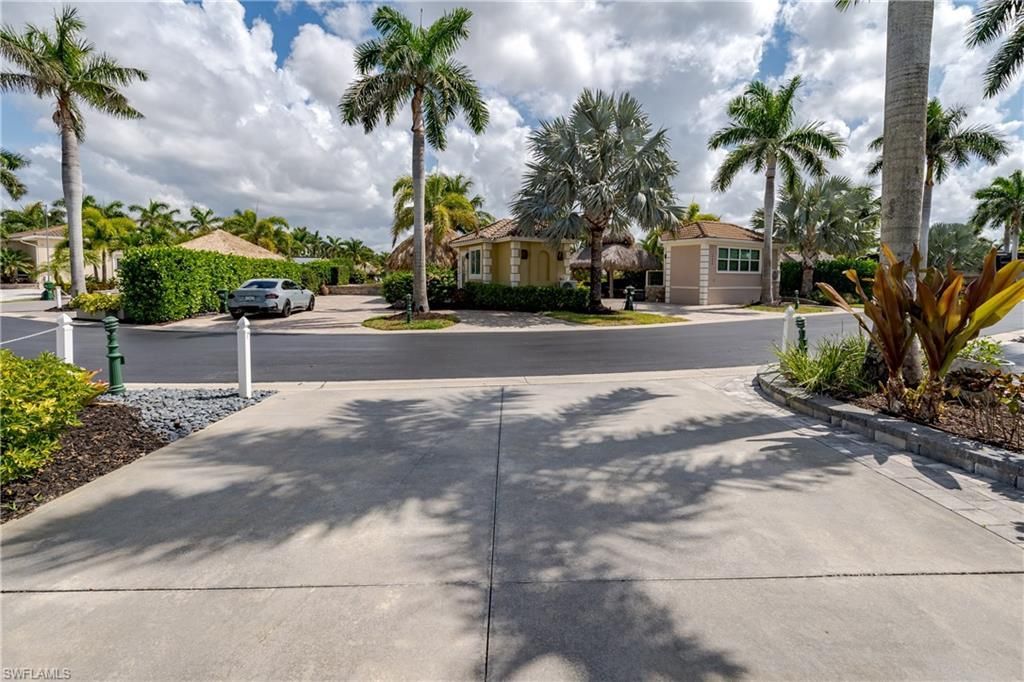 13439 Snook Cir, Naples, FL 34114 Photo