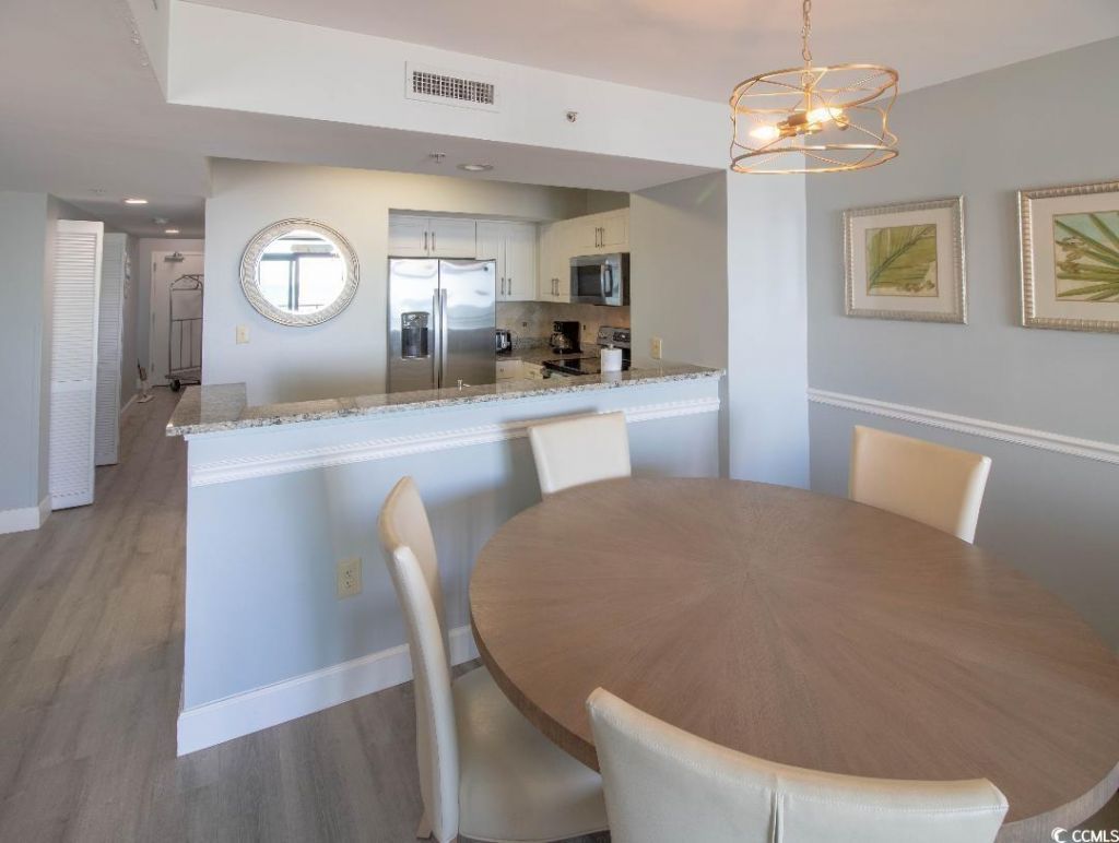 3000 Ocean Blvd. N Photo 3