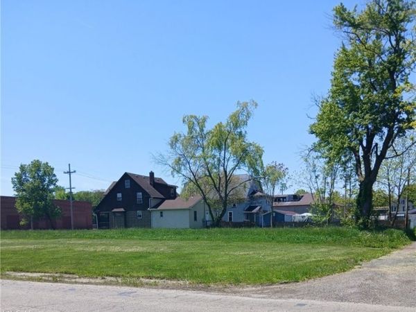 512 John Street, Niles, OH 44446