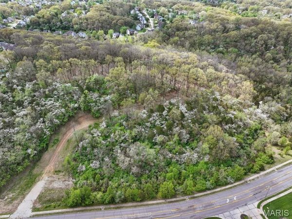 16404 Clayton Road, Wildwood, MO 63011