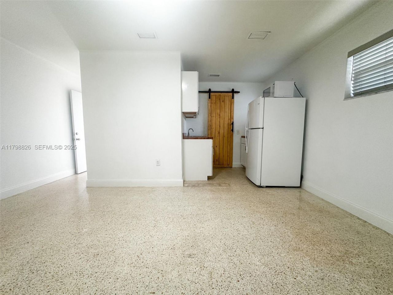 2815 NW 88th St, Unit 3, Miami, FL 33147 Photo