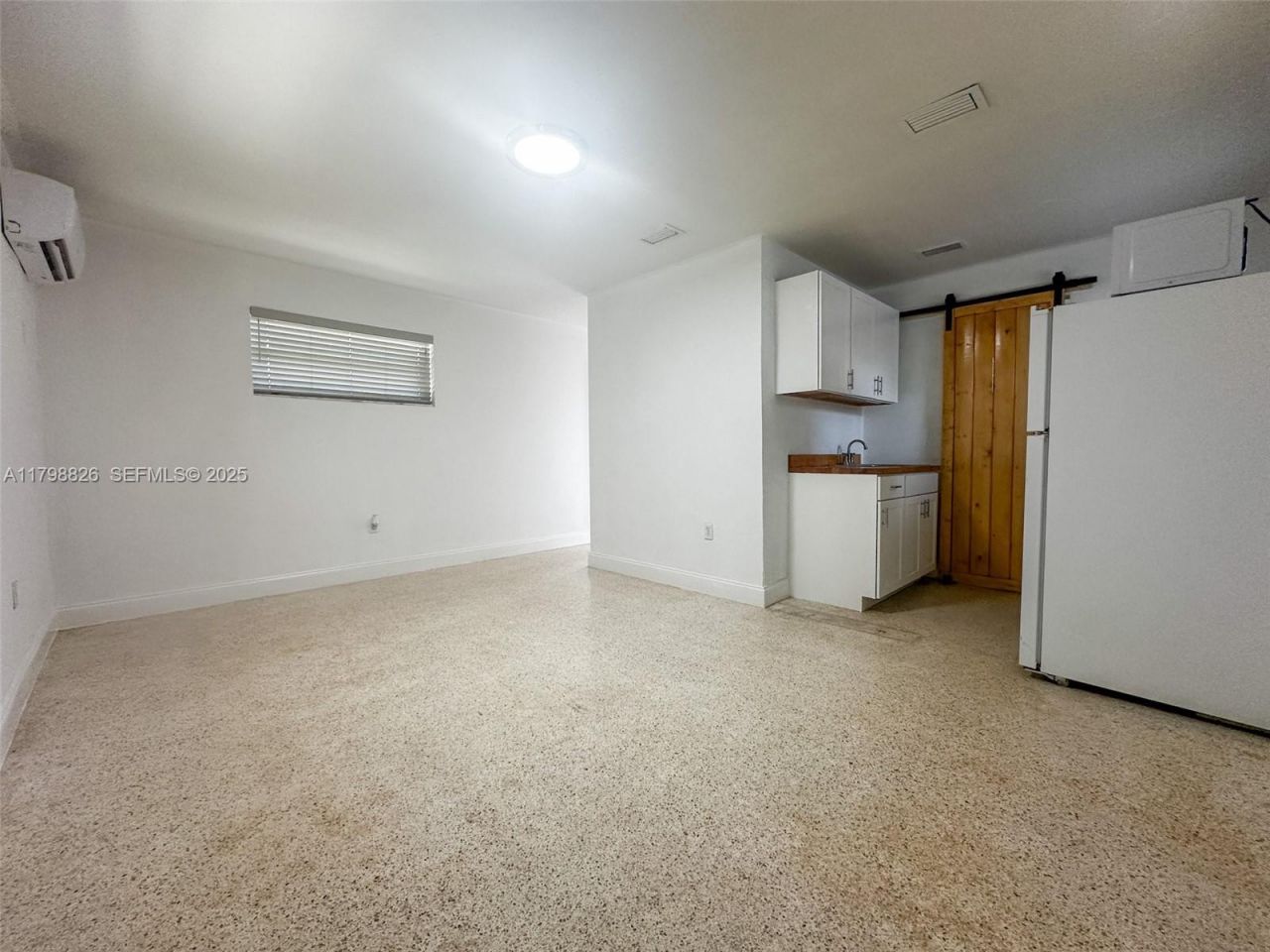 2815 NW 88th St, Unit 3, Miami, FL 33147 Photo