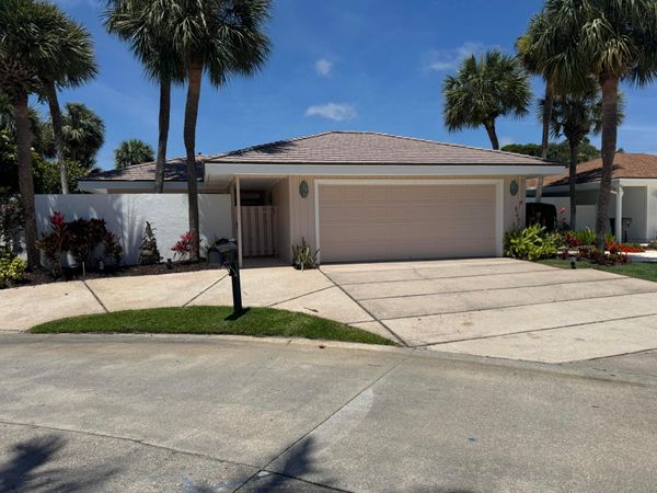 17020 Bay Street, Jupiter, FL 33477